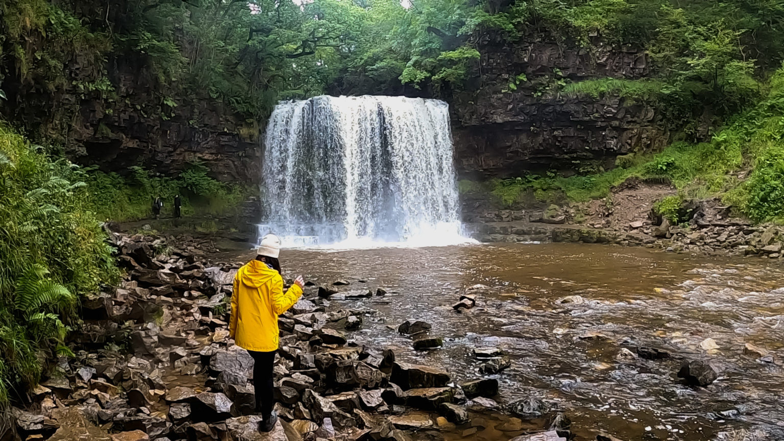 A Guide to the Four Waterfalls Walk, Bannau Brycheiniog (Brecon Beacons) National Park - Kitti 