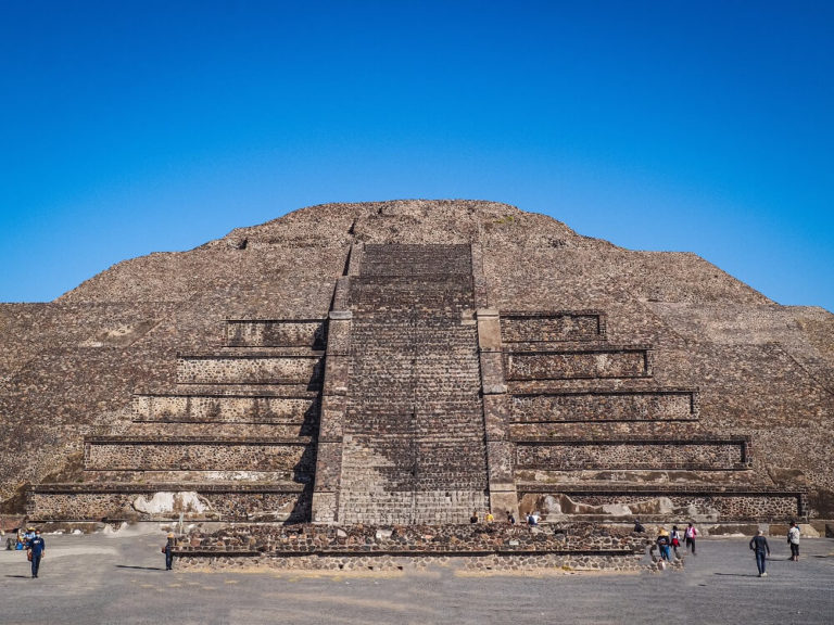 How to Visit the Teotihuacan Pyramids in Mexico City by Bus - Kitti ...