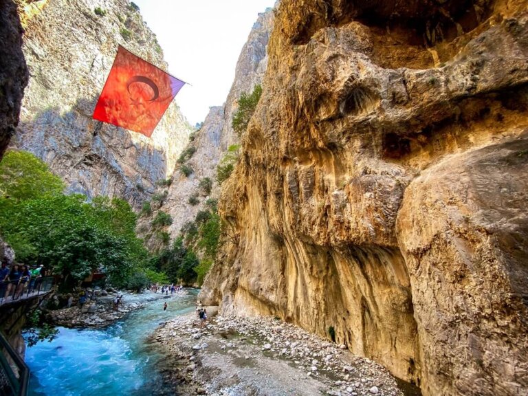 How to Visit Saklikent Gorge in Turkey (Türkiye)