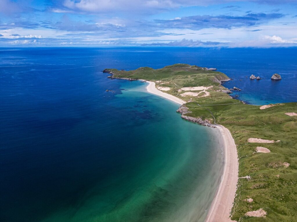 aerial photo of Balnakeil Beach in Scotland
