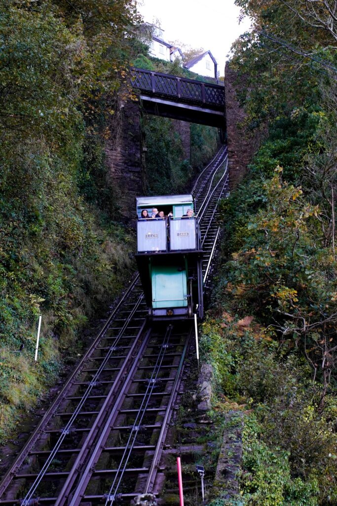 Lynton and Lynmouth cliff railway