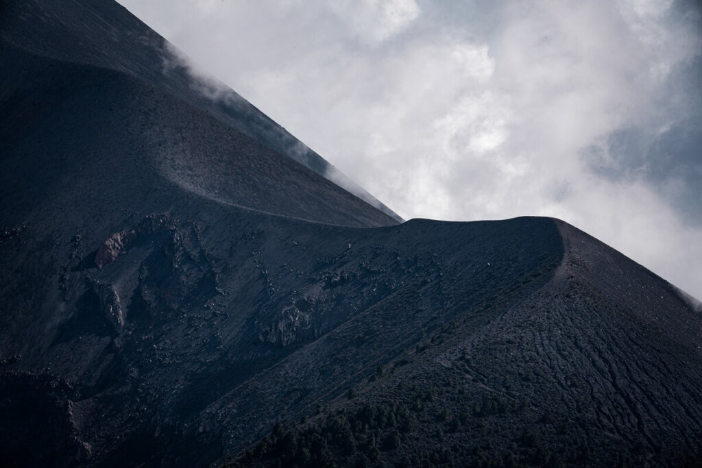 Volcan de Fuego ridge