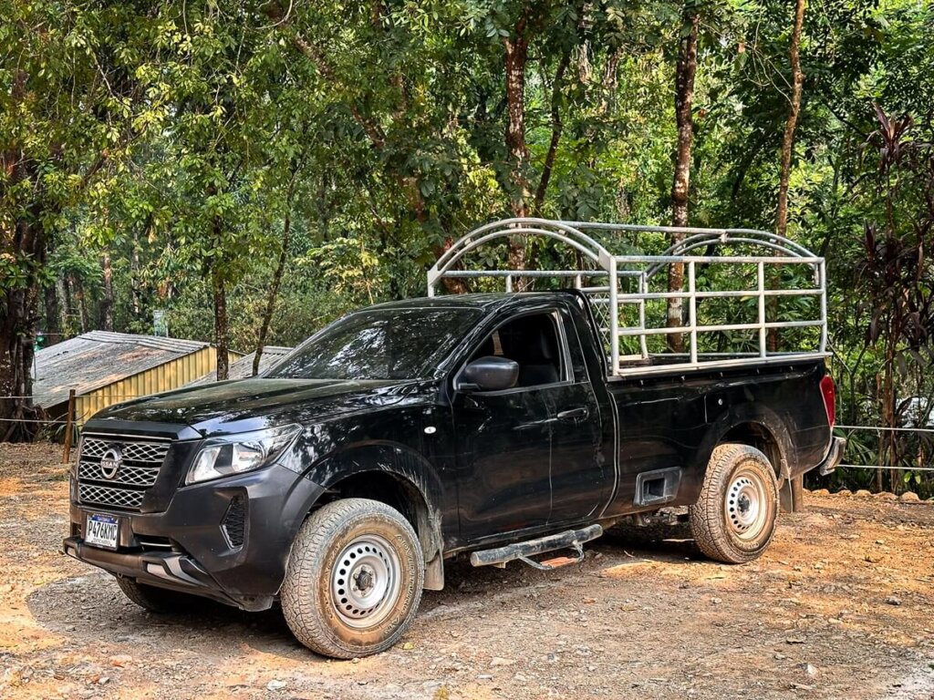 pick up truck in Semuc Champey Guatemala