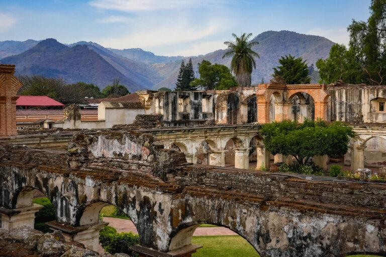 Best Church Ruins to Visit in Antigua, Guatemala