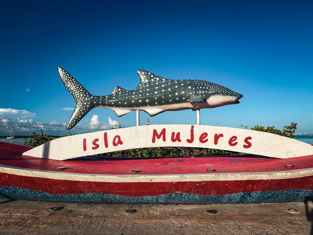 Isla Mujeres Sign