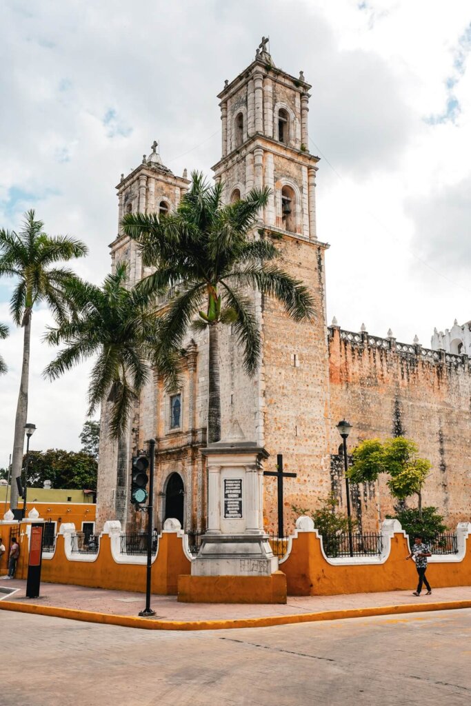 Iglesia de San Servacio Valladolid Mexico
